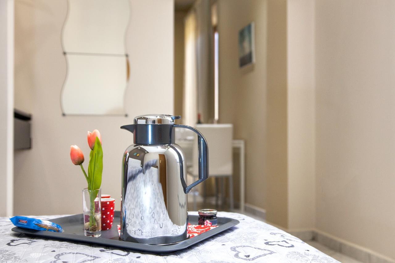 Apartment Domus Schiavuzzo Palermo Bagian luar foto