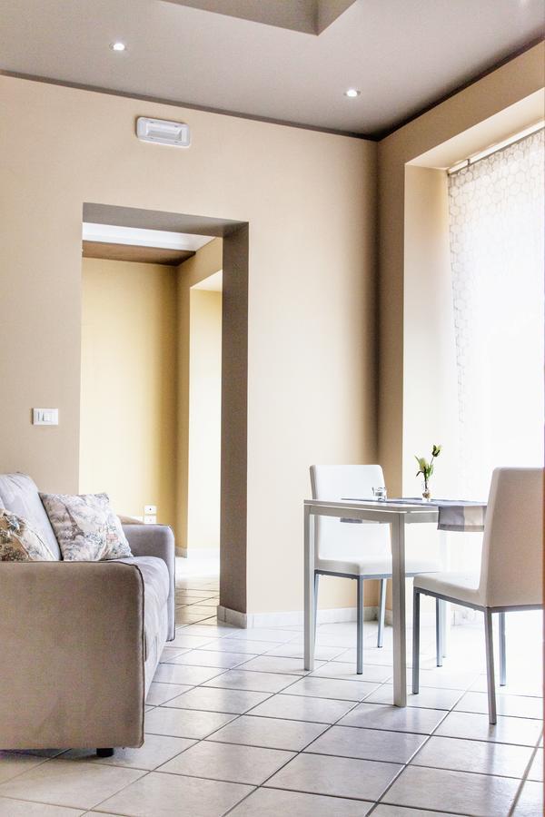 Apartment Domus Schiavuzzo Palermo Bagian luar foto