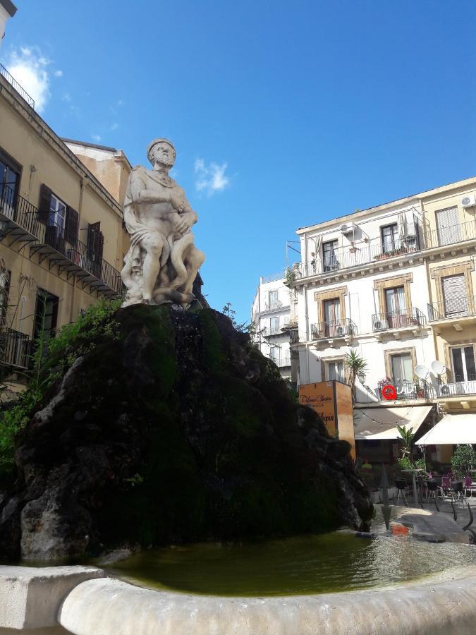 Apartment Domus Schiavuzzo Palermo Bagian luar foto