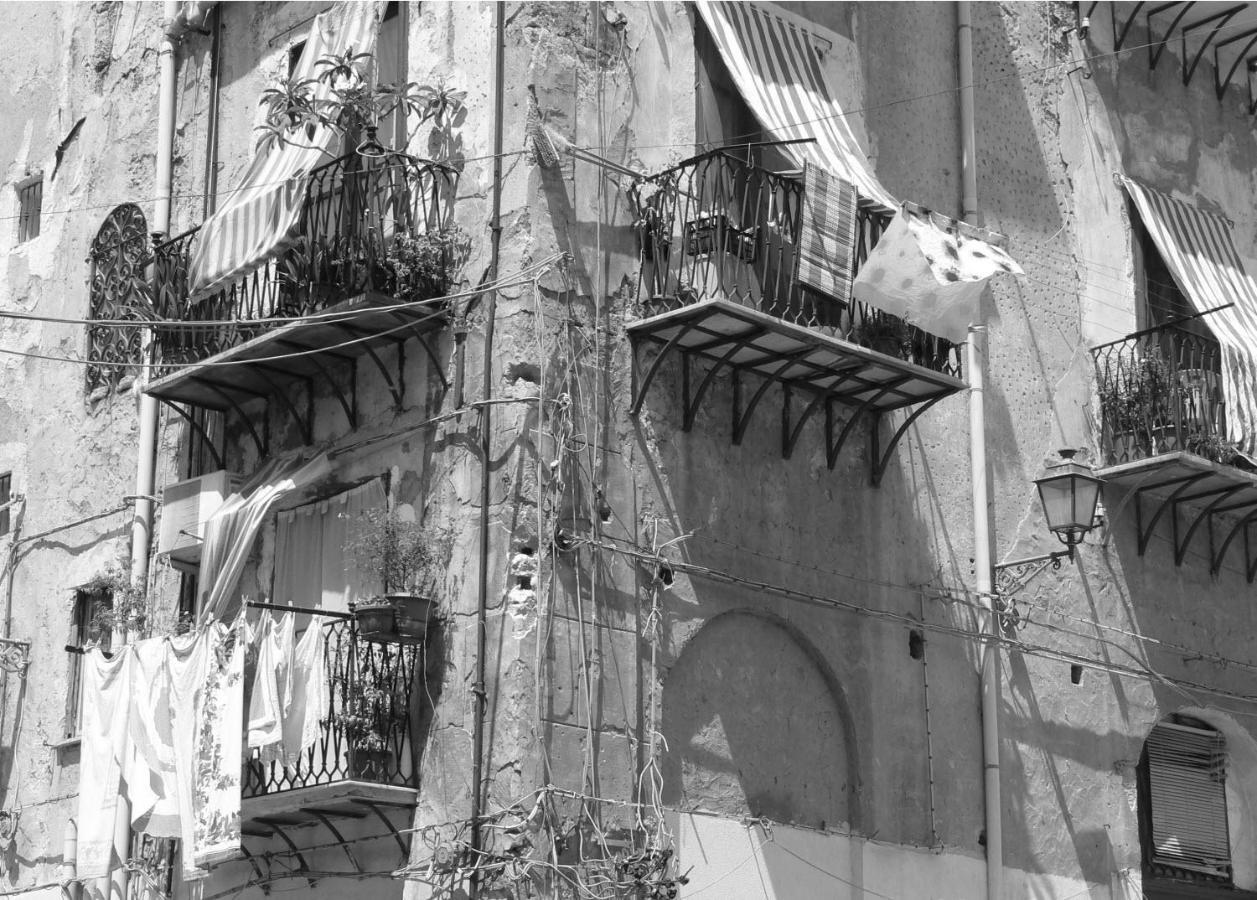 Apartment Domus Schiavuzzo Palermo Bagian luar foto